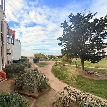 Apartment Terrasse Vue Etang, Piscine Sejour Detente *